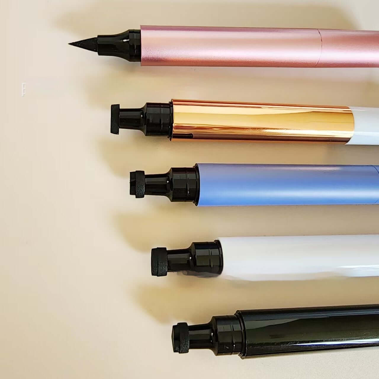 Neutral Logo-free Seal Liquid Eyeliner Face Stars Heart Picture